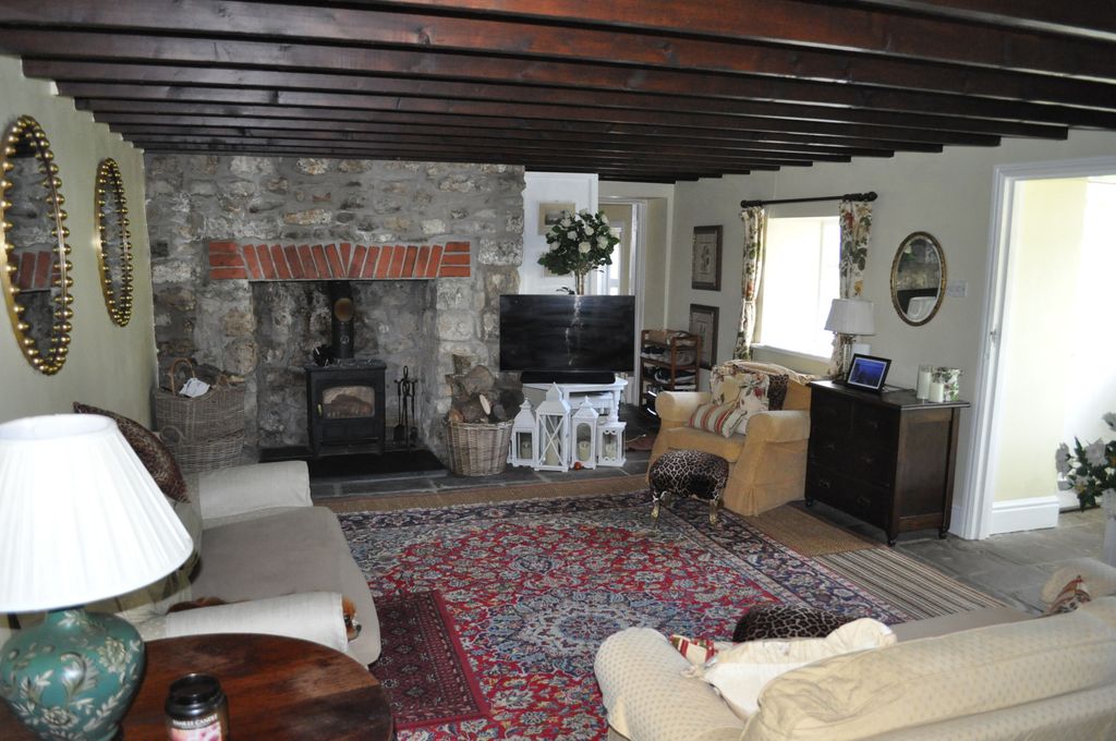 Property photo 2 of 15 Image 2
