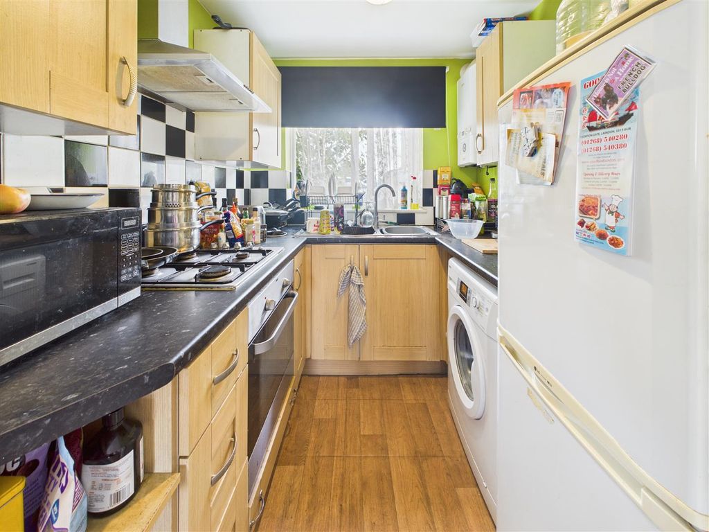 Property photo 3 of 6
