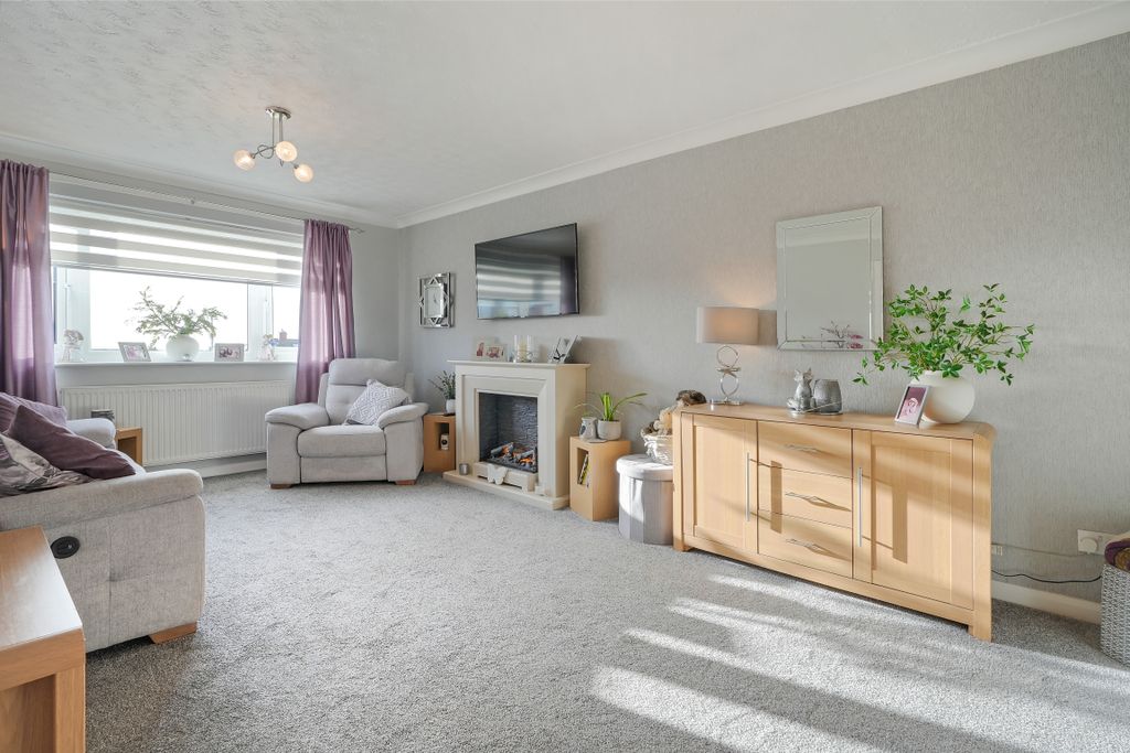 Property photo 2 of 28 Dsc08580