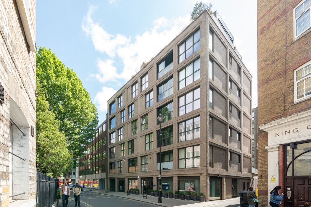 Property photo 1 of 9 Great Peter Stree...