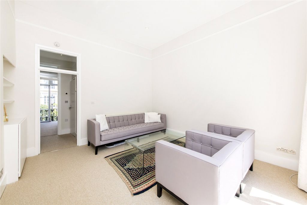 Property photo 3 of 10 Picture No. 04