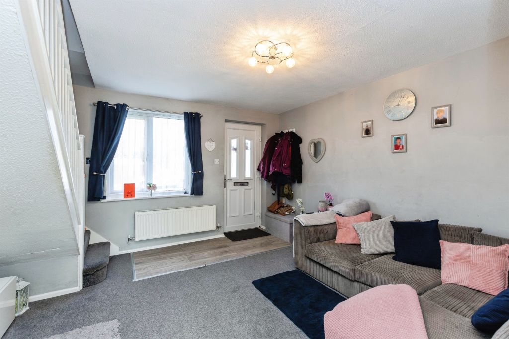 Property photo 3 of 16
