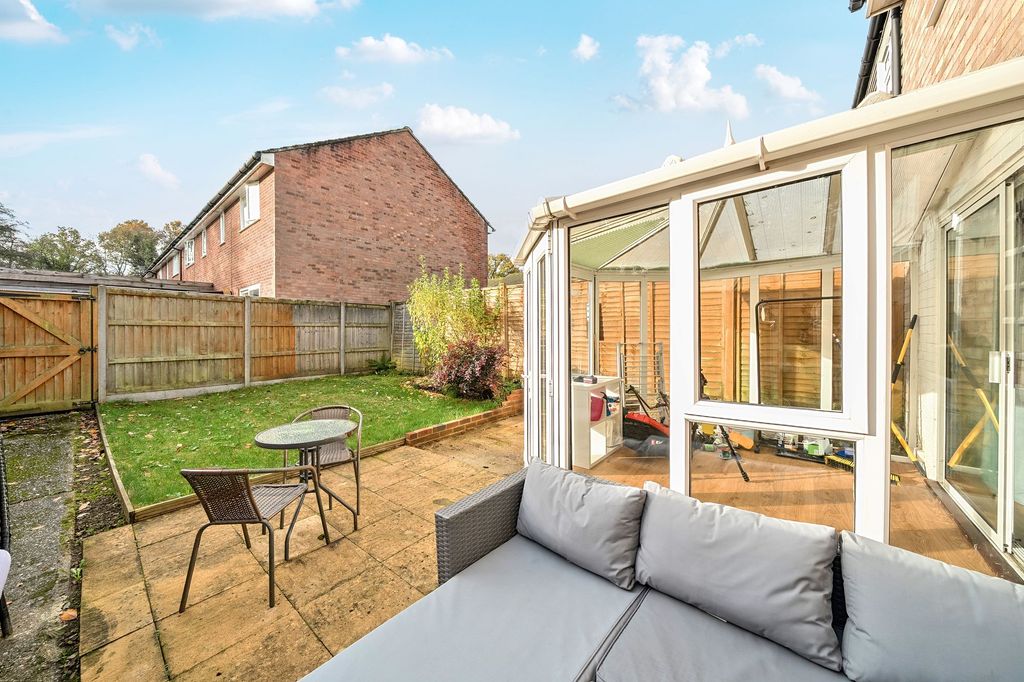 Property photo 3 of 14 Garden