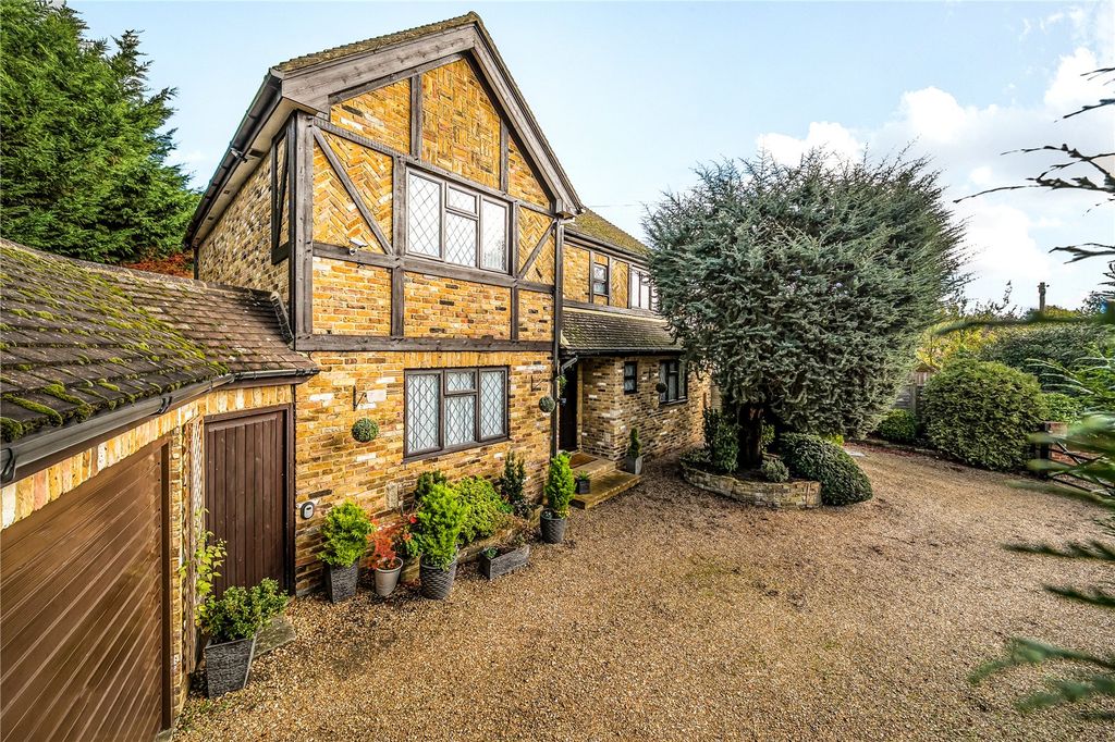 Property photo 1 of 27 Picture No. 04