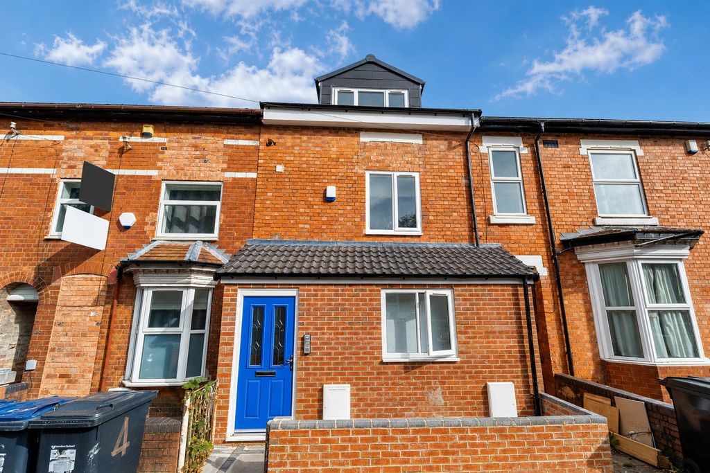 Property photo 1 of 37 Nik01455-Edit.Jpg