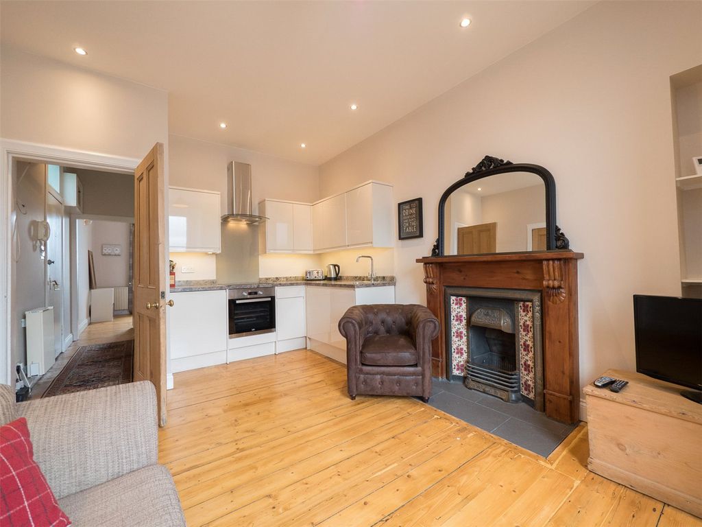 Property photo 2 of 11 Photo 2