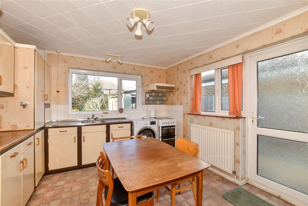 Property photo 3 of 10 Kitchen/ Breakfast Room