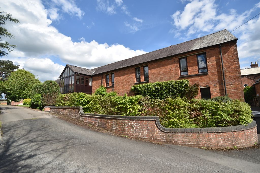 Property photo 1 of 30
