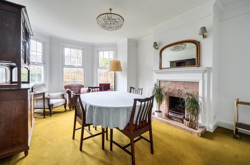 Property photo 3 of 24 Dining Room