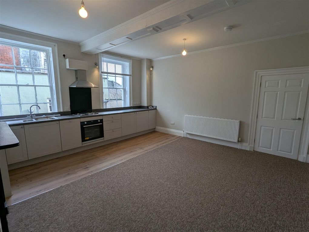 Property photo 3 of 6 Pxl_20260209_141202716.Jpg