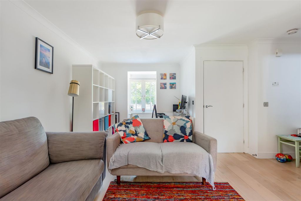 Property photo 3 of 18 Ke0_4624-Edit.Jpg