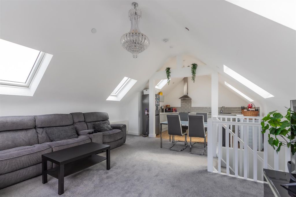 Additional image 5 of 2 bed flat for saleCathedral Road, Pontcanna CF11