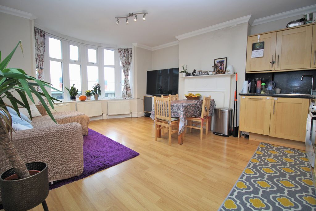 Property photo 1 of 14 10