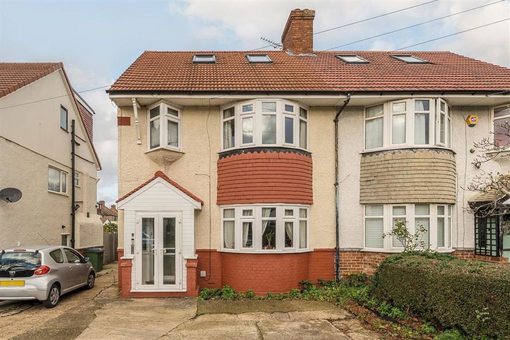 Property photo 1 of 8