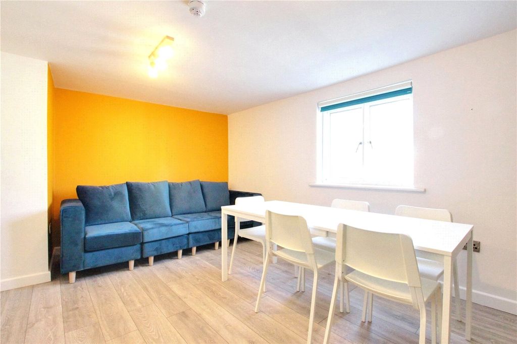 Property photo 3 of 5 Communal Living Area