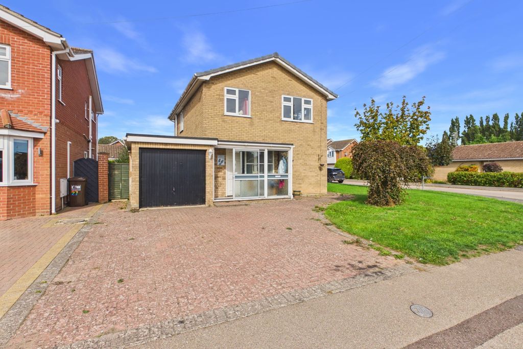 Property photo 1 of 20 Ewemove - Splading - Mountbatten Avenue - Front Of