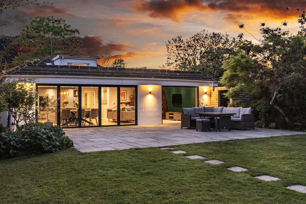 Property photo 1 of 34 Rear Dusk