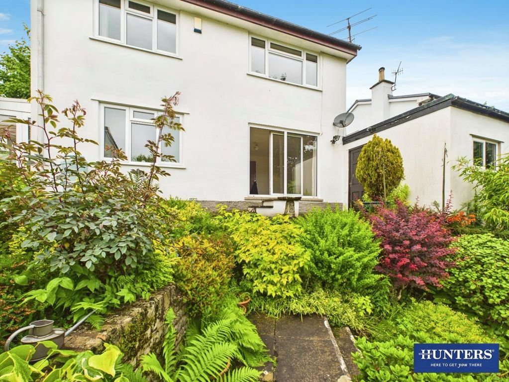 Property photo 2 of 22 Gardens
