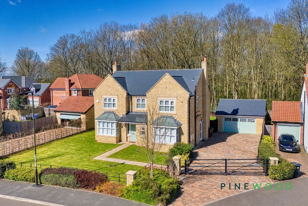 Property photo 1 of 53 Front