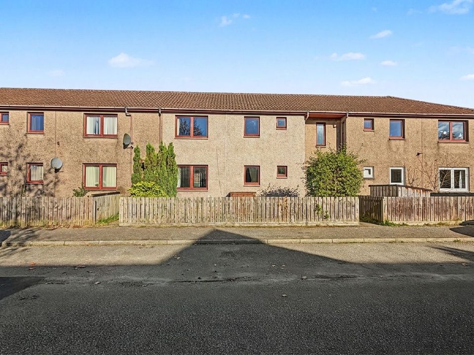 Property photo 3 of 37