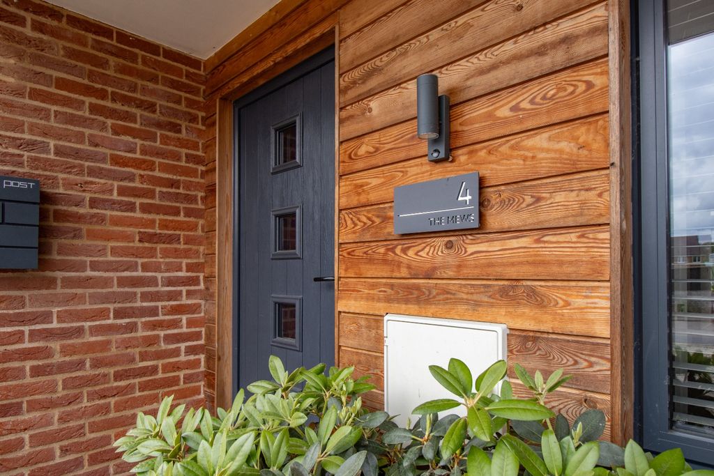 Property photo 2 of 21 3321724