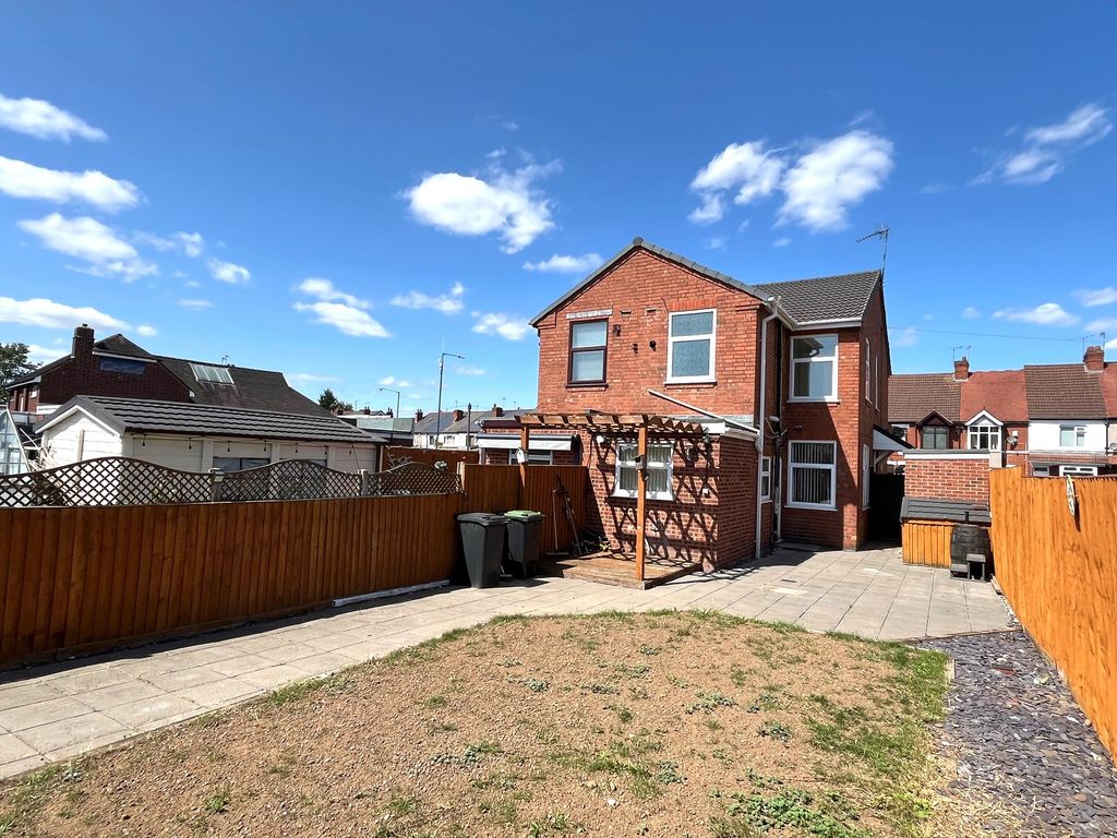 Property photo 3 of 24 Img_2439
