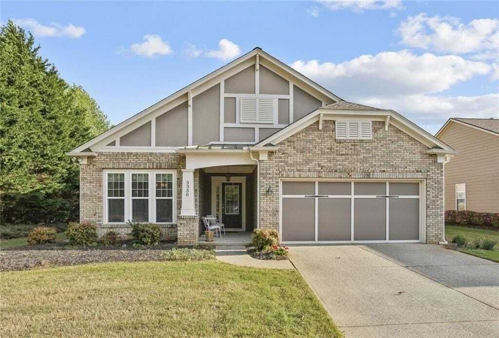 Property photo 1 of 31