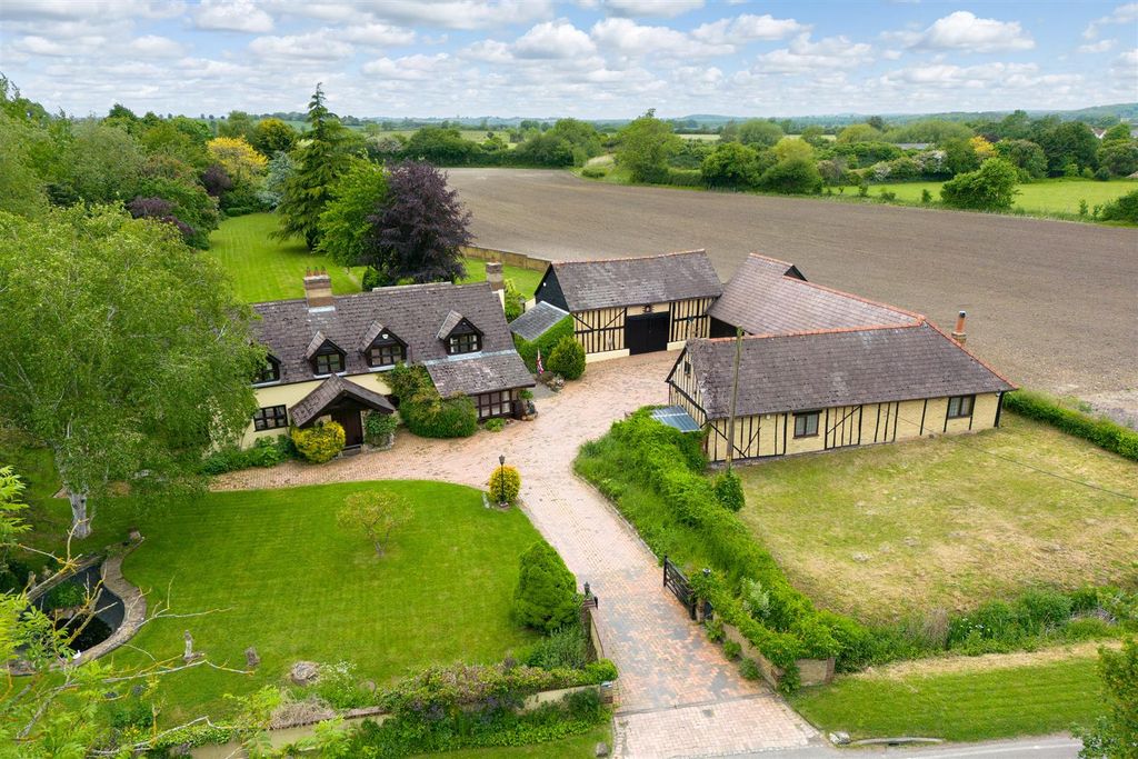 Property photo 1 of 21 07-Cliftonhousefarm.Jpg