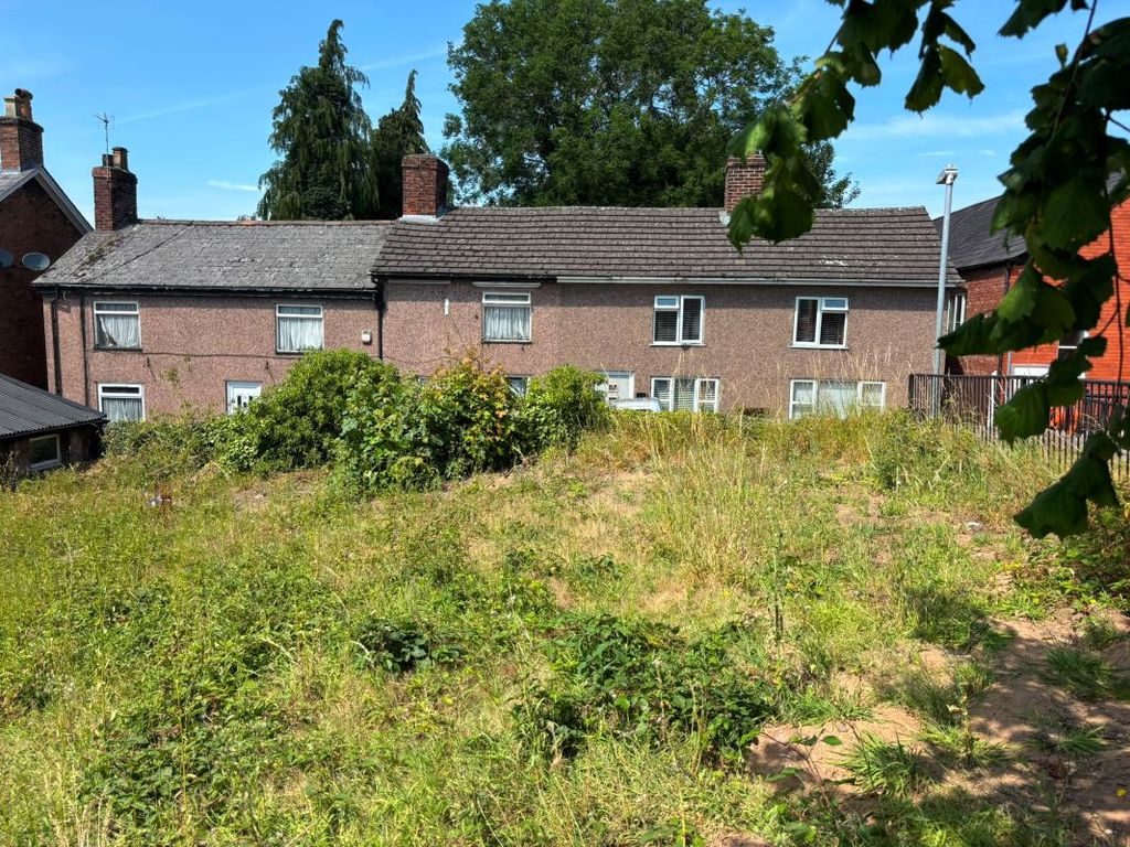 Property photo 1 of 3