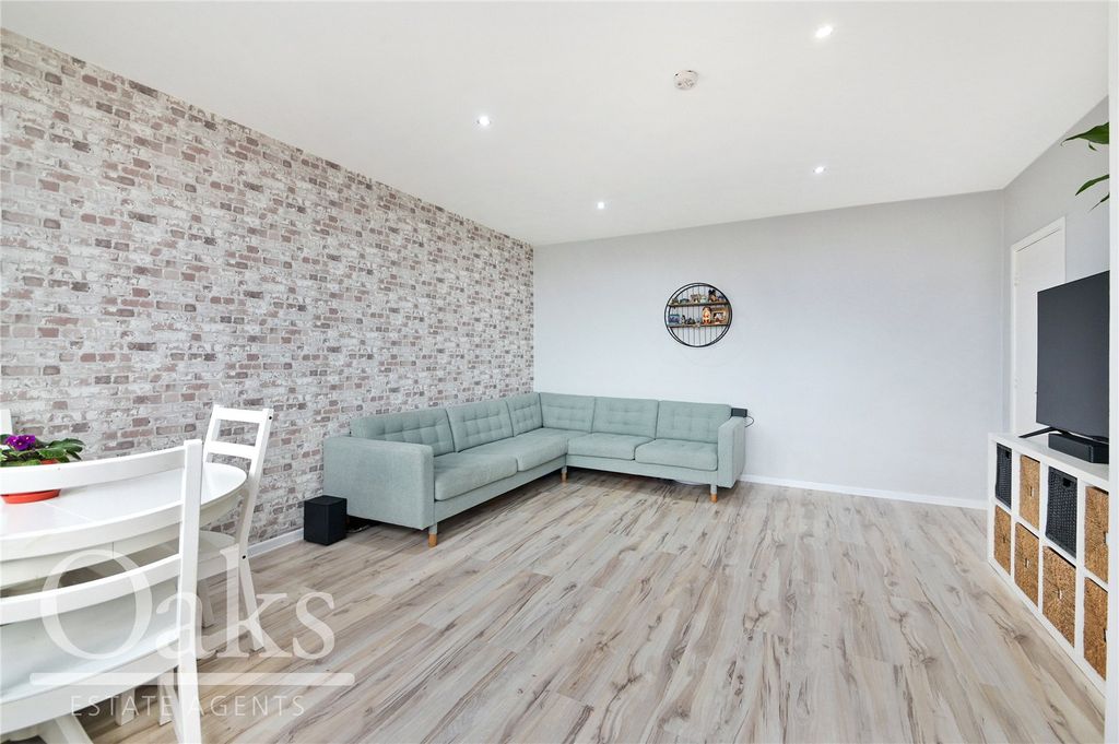 Property photo 2 of 8 Picture No. 04