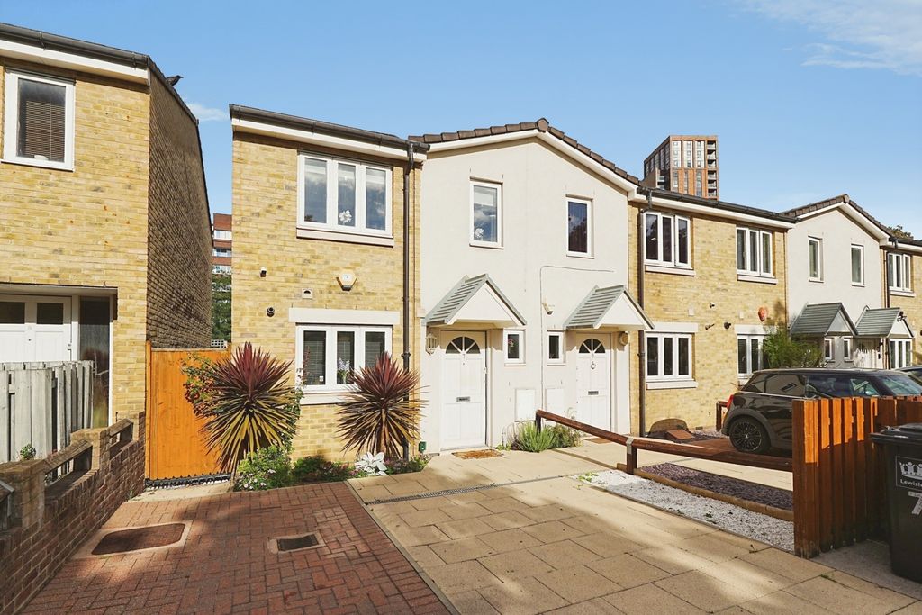 Property photo 1 of 19 Pbox-Img.Jpg