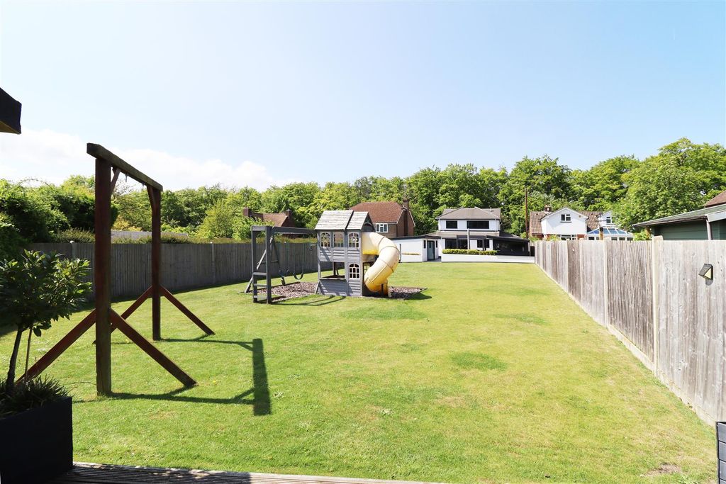 Property photo 1 of 32 Img_4179_Pe.Jpg