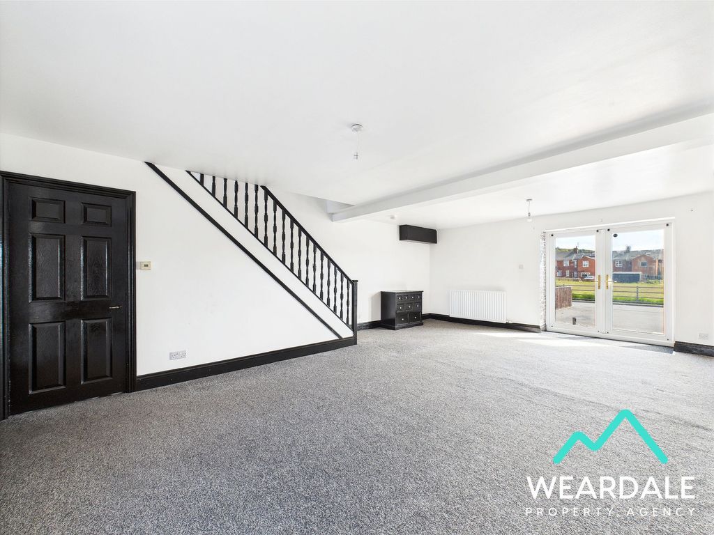 Property photo 2 of 36