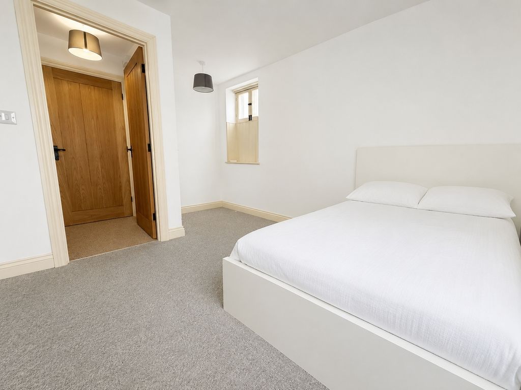 Property photo 2 of 6 Picture No. 03
