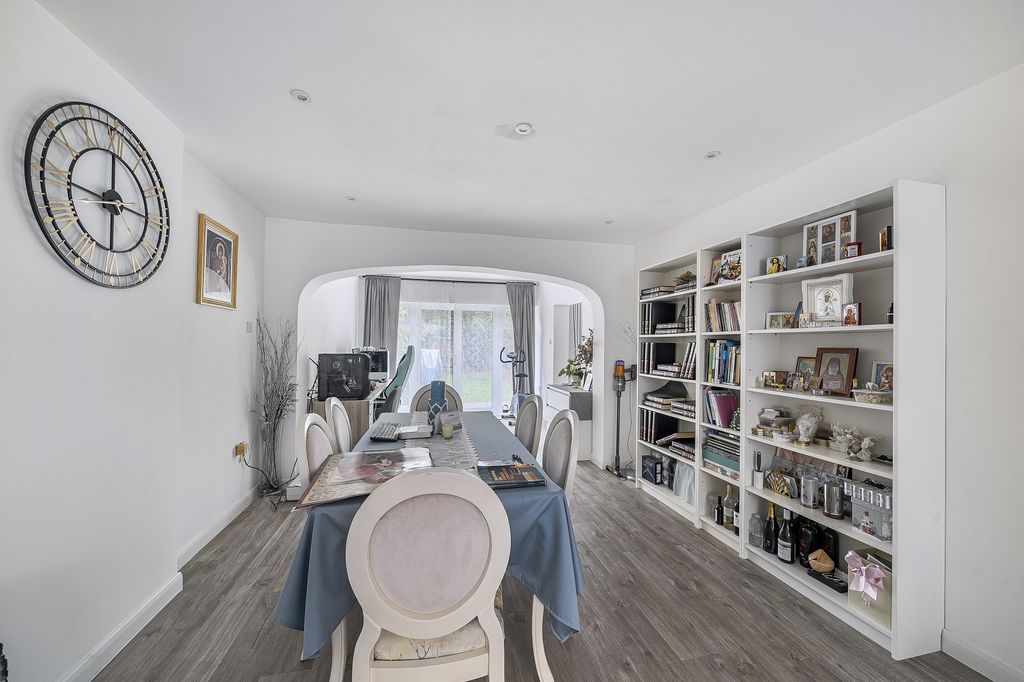 Property photo 2 of 16 Not Specified