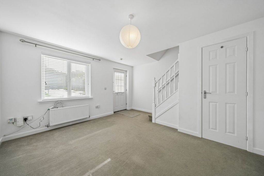 Property photo 2 of 16 Picture No. 13