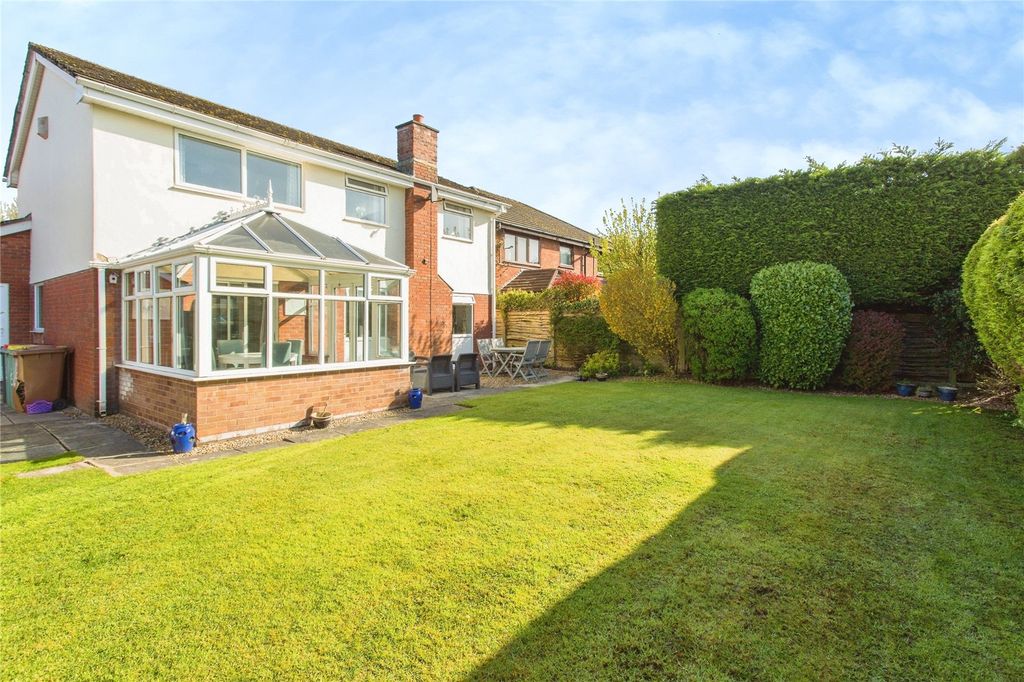 Property photo 2 of 28 Picture No. 04