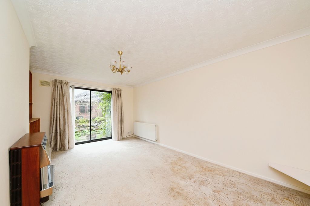 Property photo 2 of 17 Photography