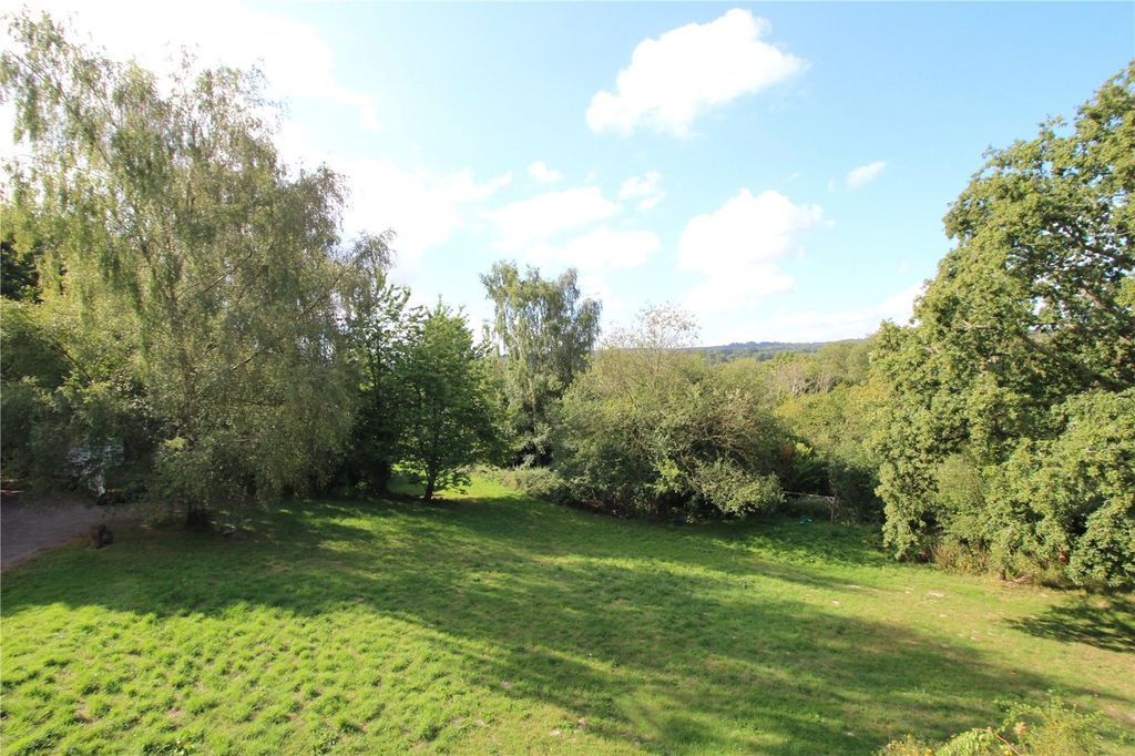 Property photo 3 of 12 Picture No. 14