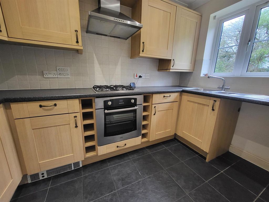 Property photo 2 of 7 20260327_143221.Jpg