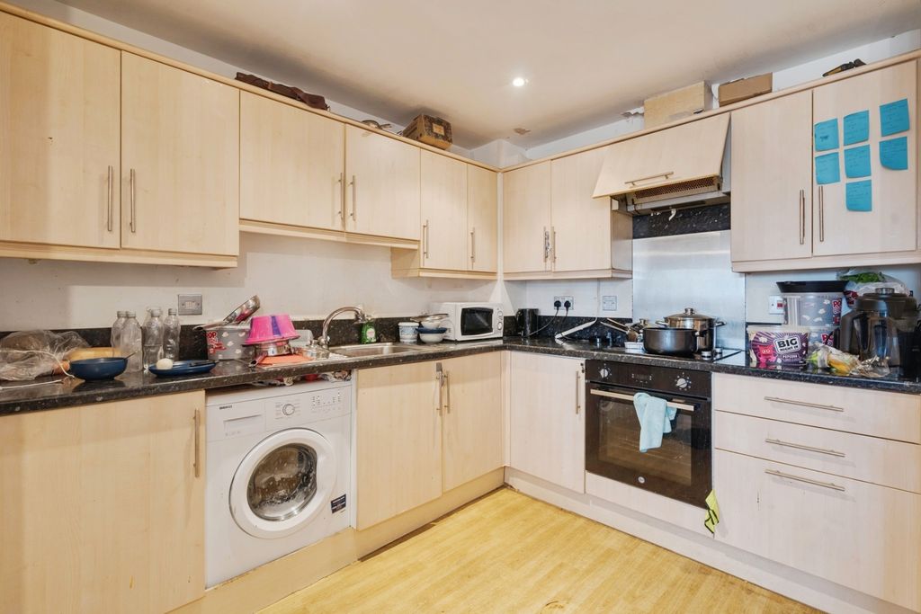 Property photo 3 of 14 Pbox-Img.Jpg