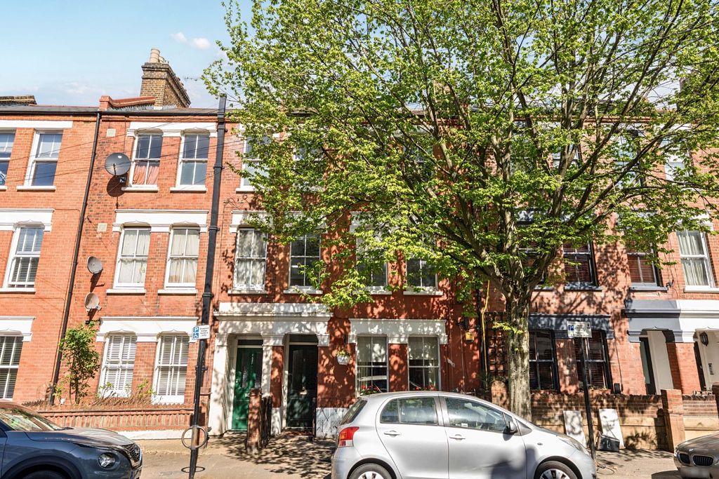 Property photo 2 of 18 Picture No. 04