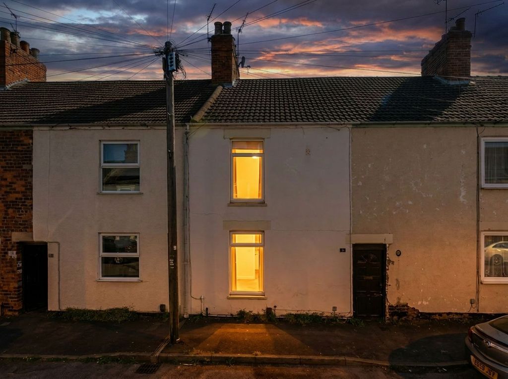Property photo 1 of 13