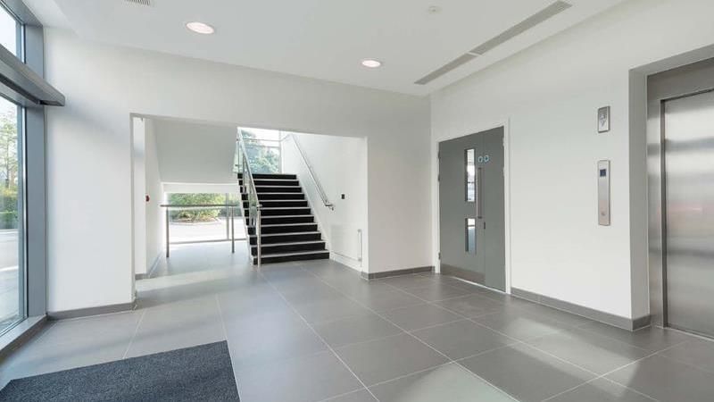 Property photo 2 of 5 Hallway