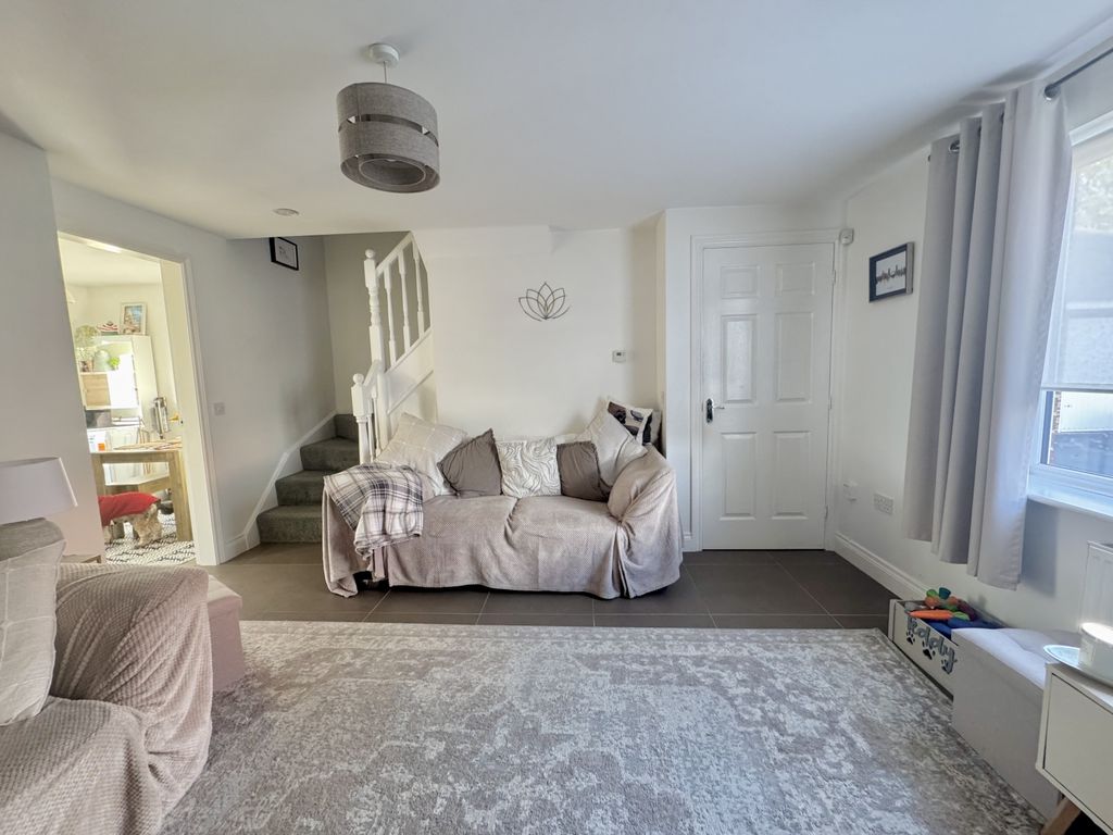 Property photo 3 of 16 Img_4798