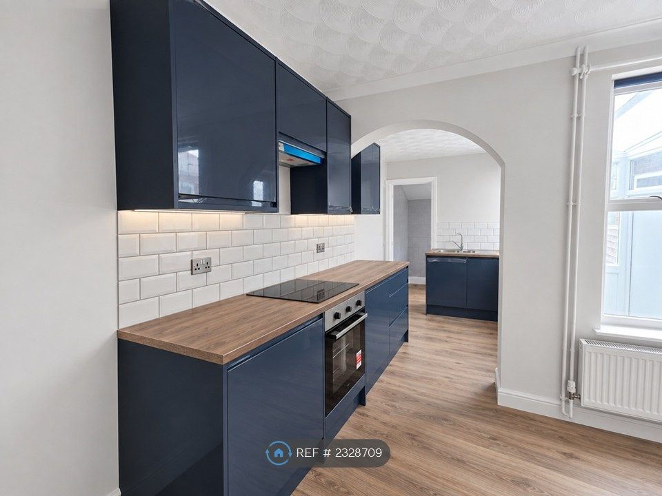 Property photo 1 of 31