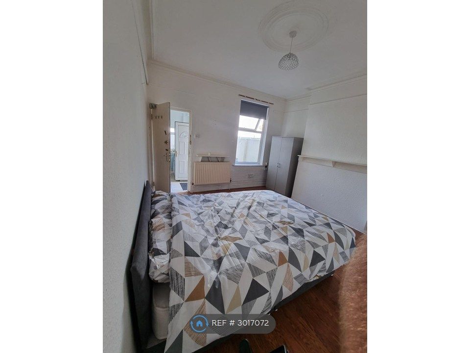 Property photo 2 of 3