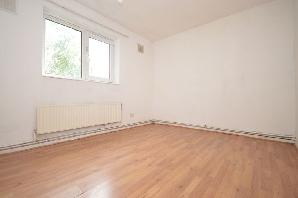 Property photo 1 of 15 4 Bedroom Flat For Sale