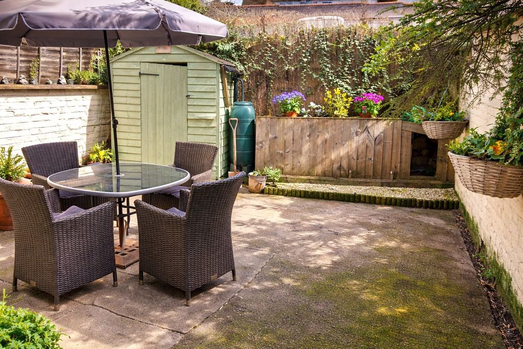 Property photo 2 of 17 Picture No. 20