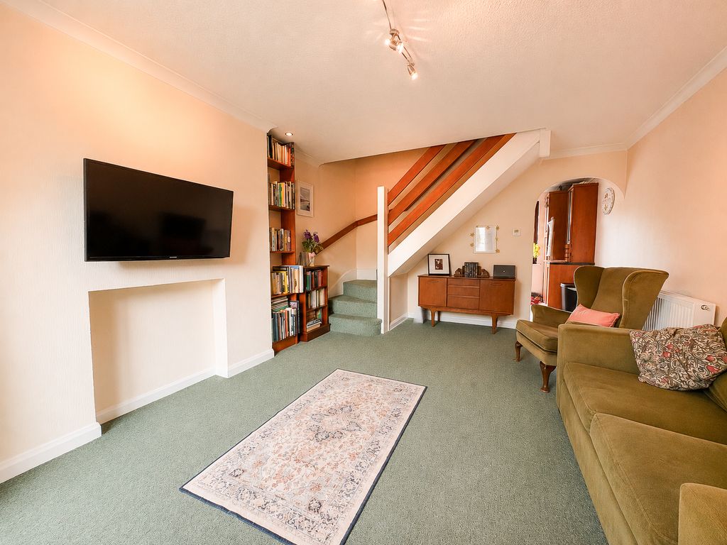 Property photo 2 of 10 Front Room